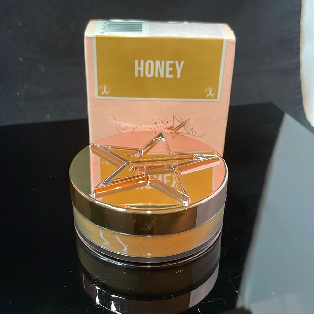 Jeffree Star ⭐️ Honey Magic Star Luminous Setting Powder